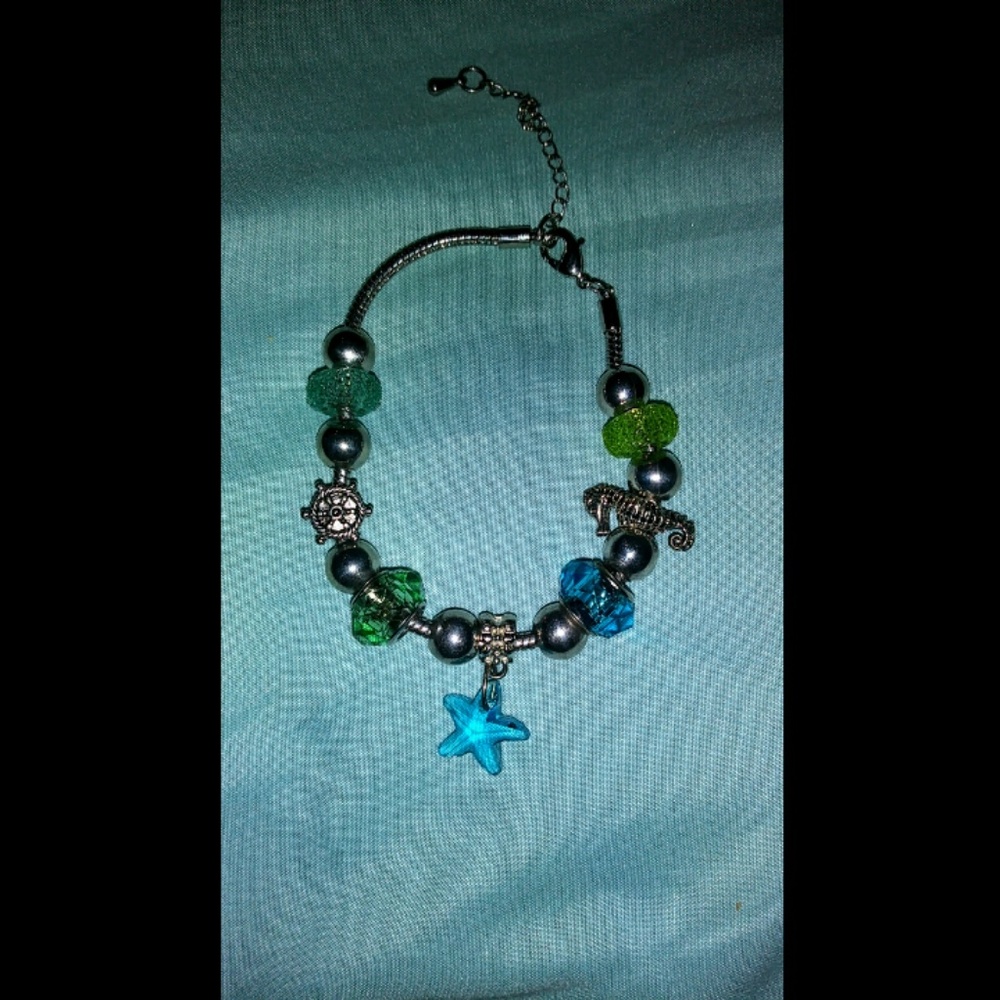 🔴 SilverPlated Aquamarine Seahorse Bracelet